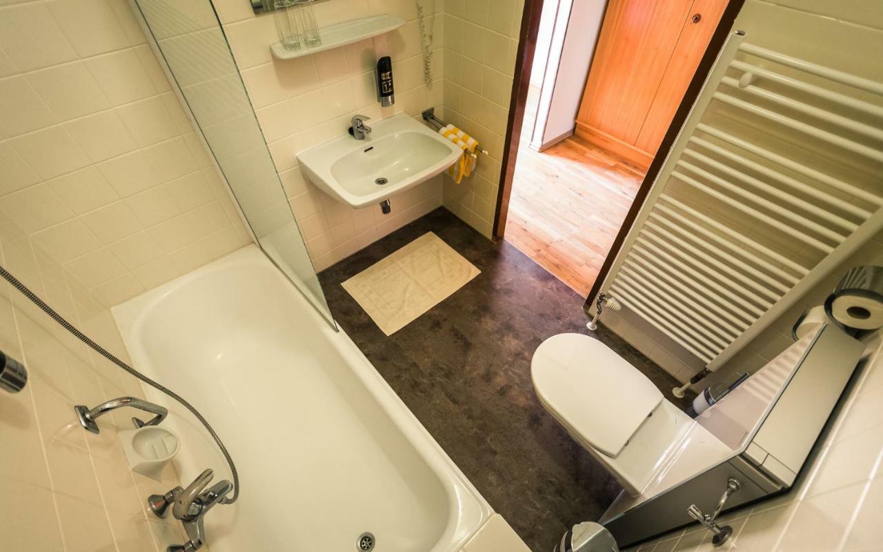 Sonnenhof Hechtl Hotel โมนิคเคอร์เคน ภายนอก รูปภาพ